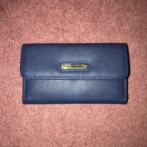 Liz Claiborne Wallet
